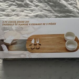 5-Piece Cheese Board Set with Knives and Bowls